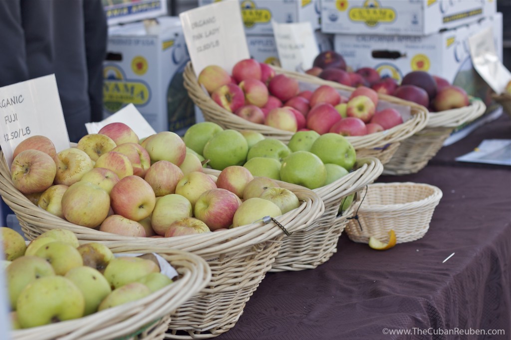 farmers market apples