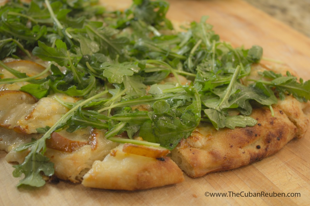 Pear and Gorgonzola pizza